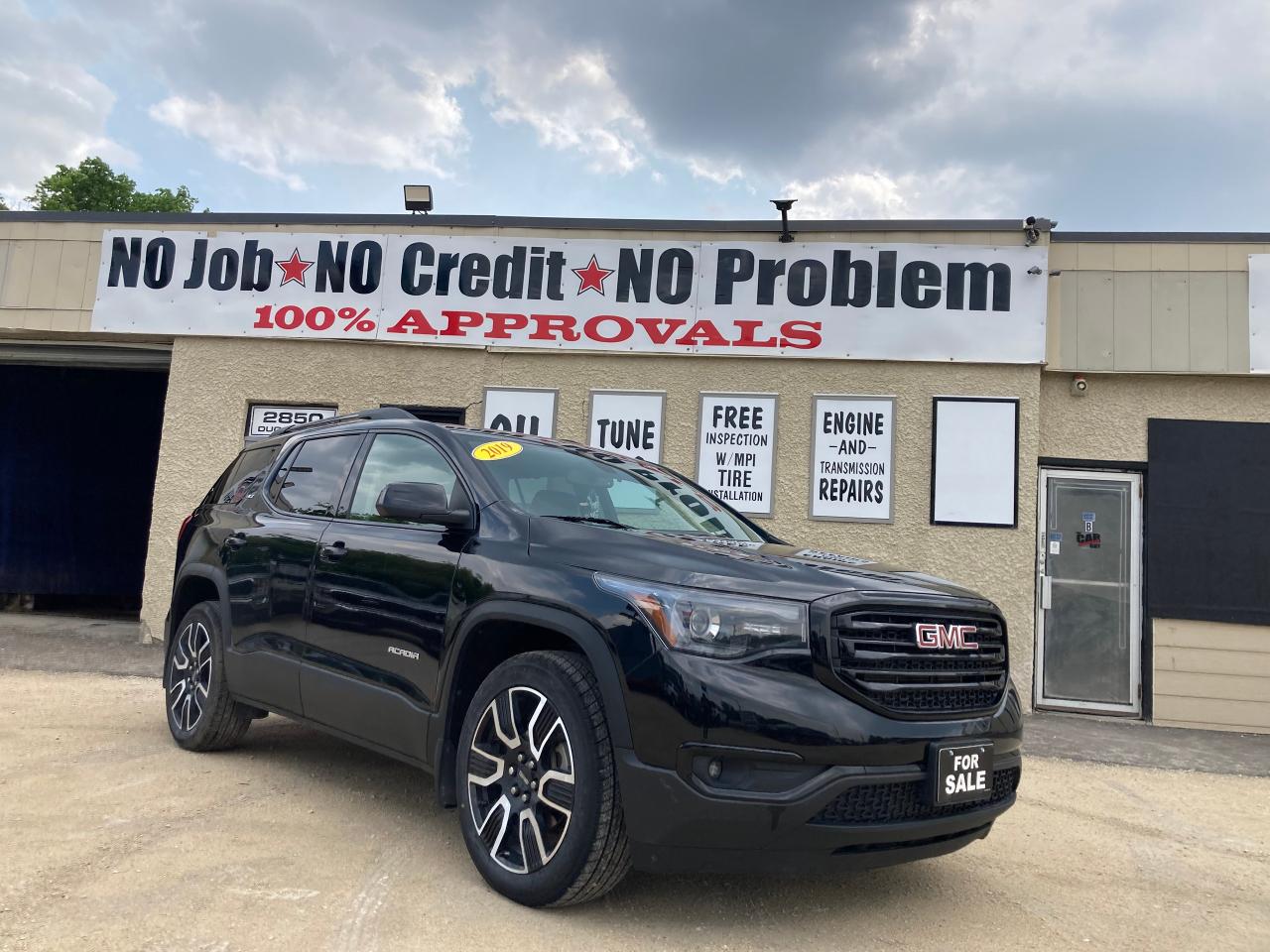 2019 GMC Acadia SLT - Photo #2