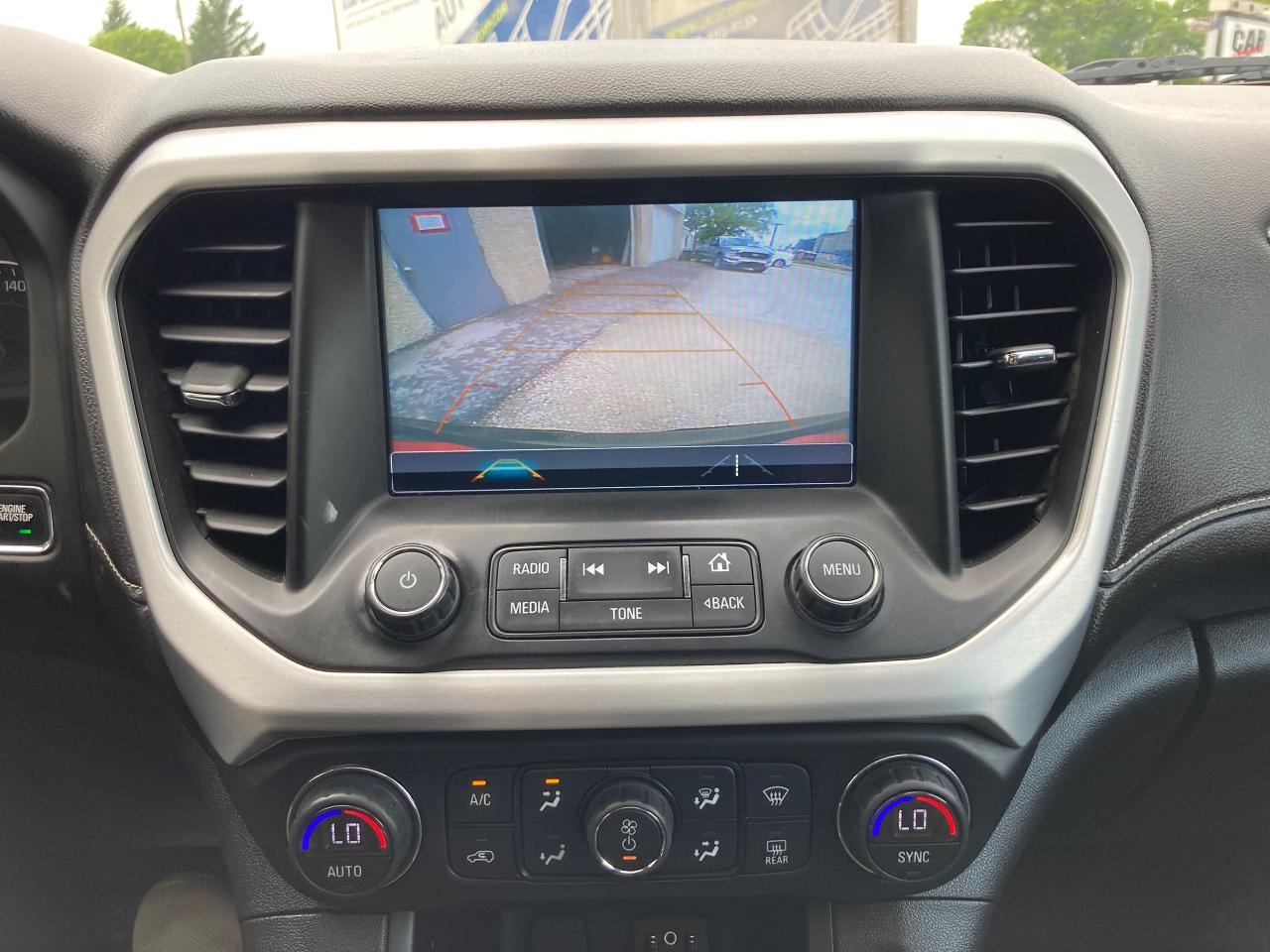2019 GMC Acadia SLT - Photo #10