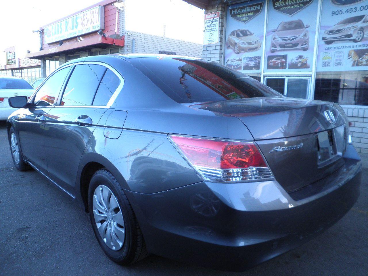 2010 Honda Accord EX-L Photo2