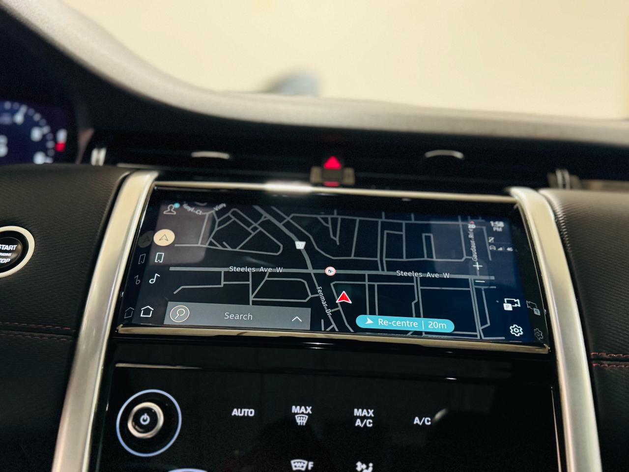 2022 Land Rover Discovery Sport R-Dynamic SE - Photo #14