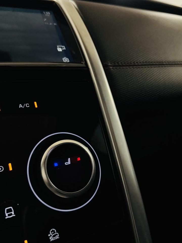 2022 Land Rover Discovery Sport R-Dynamic SE - Photo #19