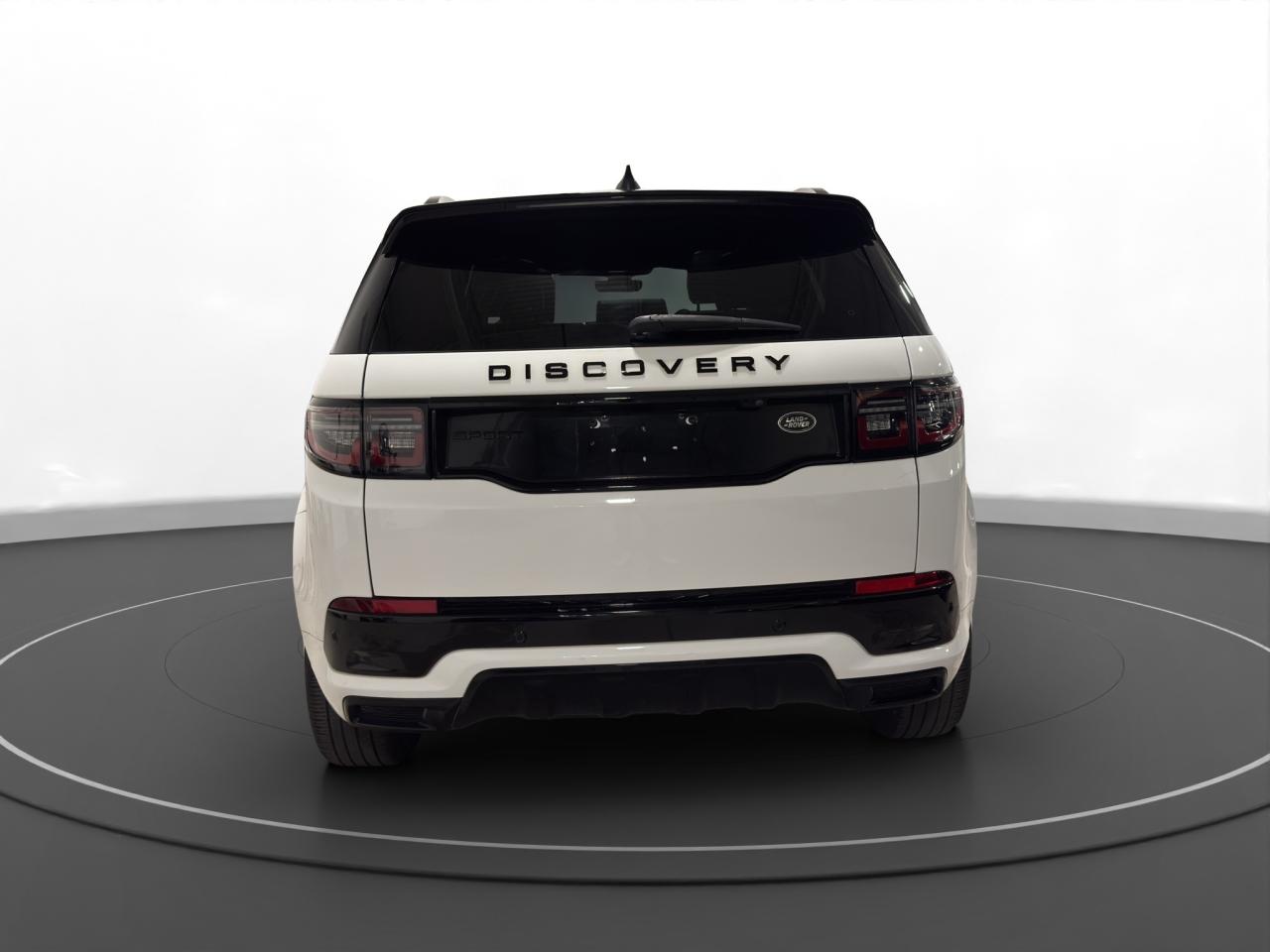 2022 Land Rover Discovery Sport R-Dynamic SE - Photo #7