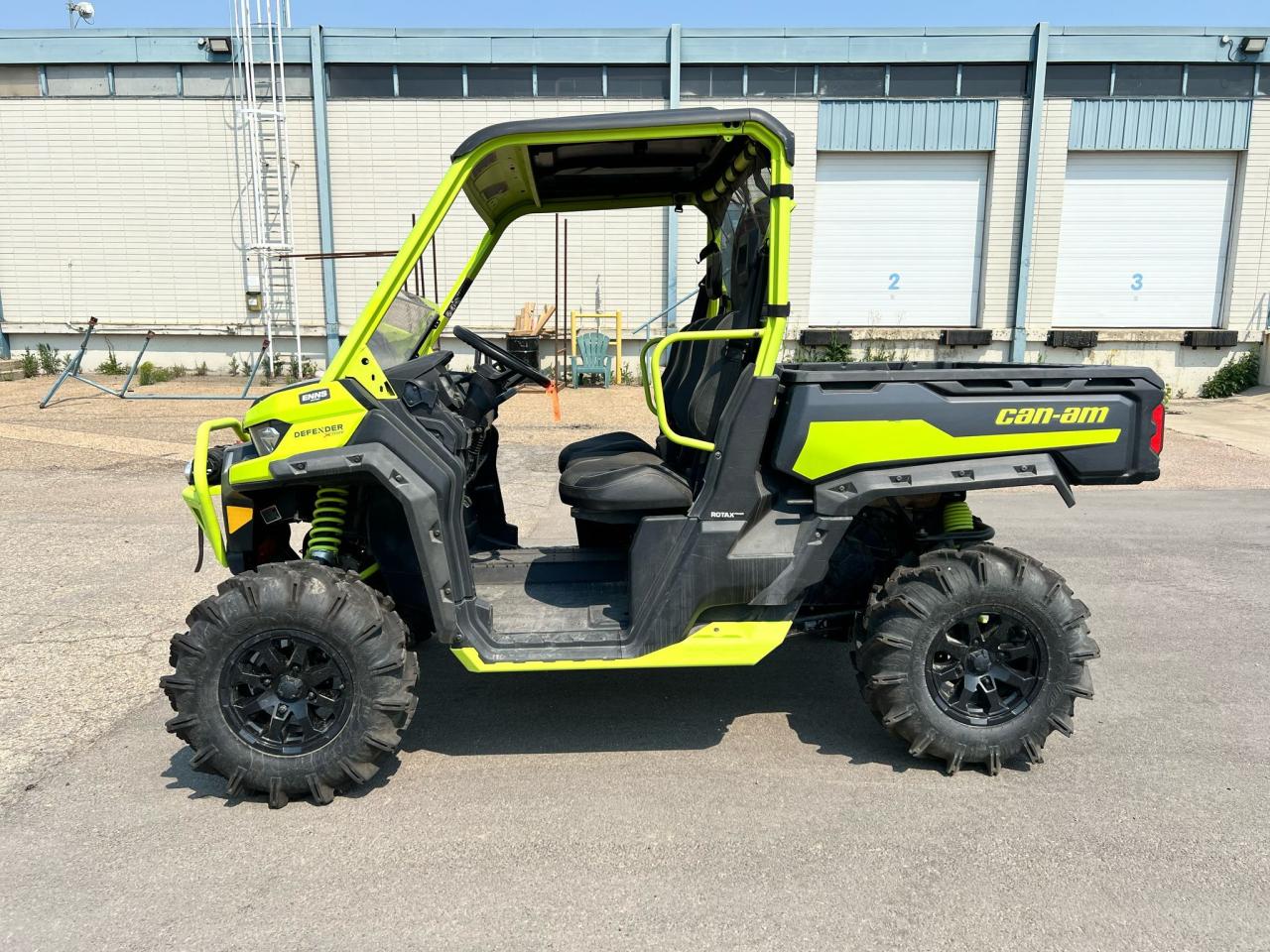 2021 Can-Am Defender HD10 XMR  - Photo #8