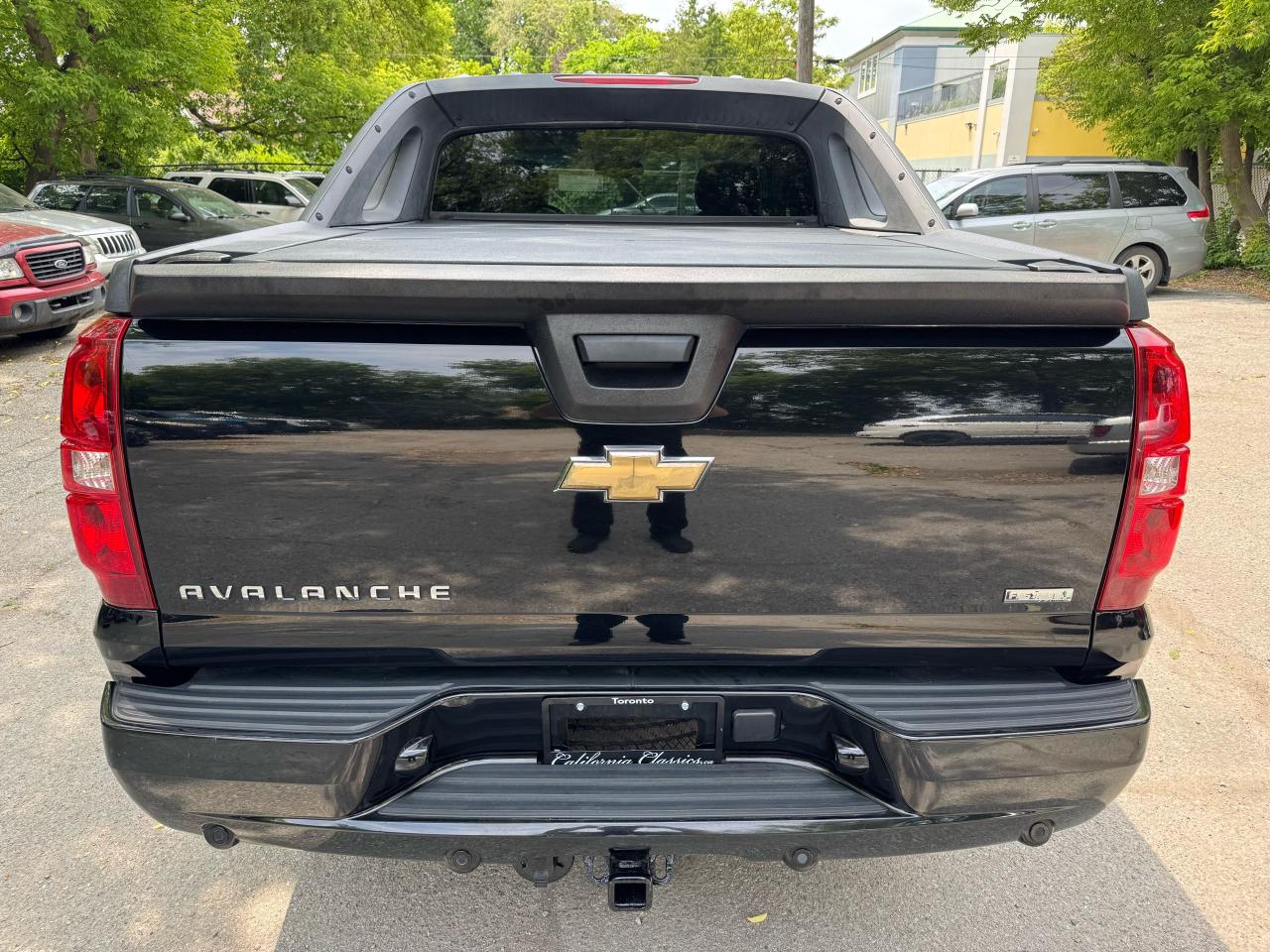 2010 Chevrolet Avalanche LT w/1SC - Photo #4