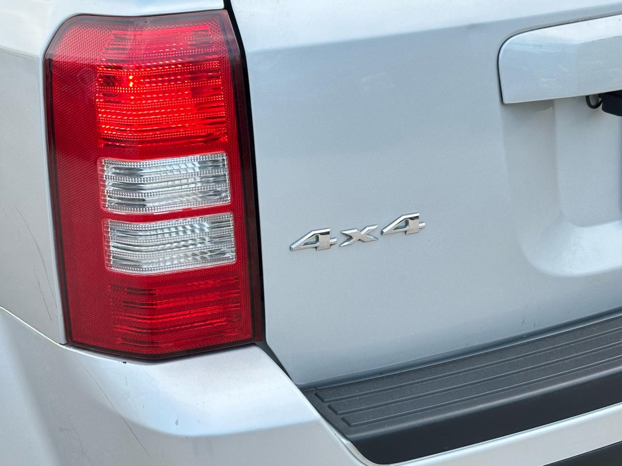 2011 Jeep Patriot north - Photo #8