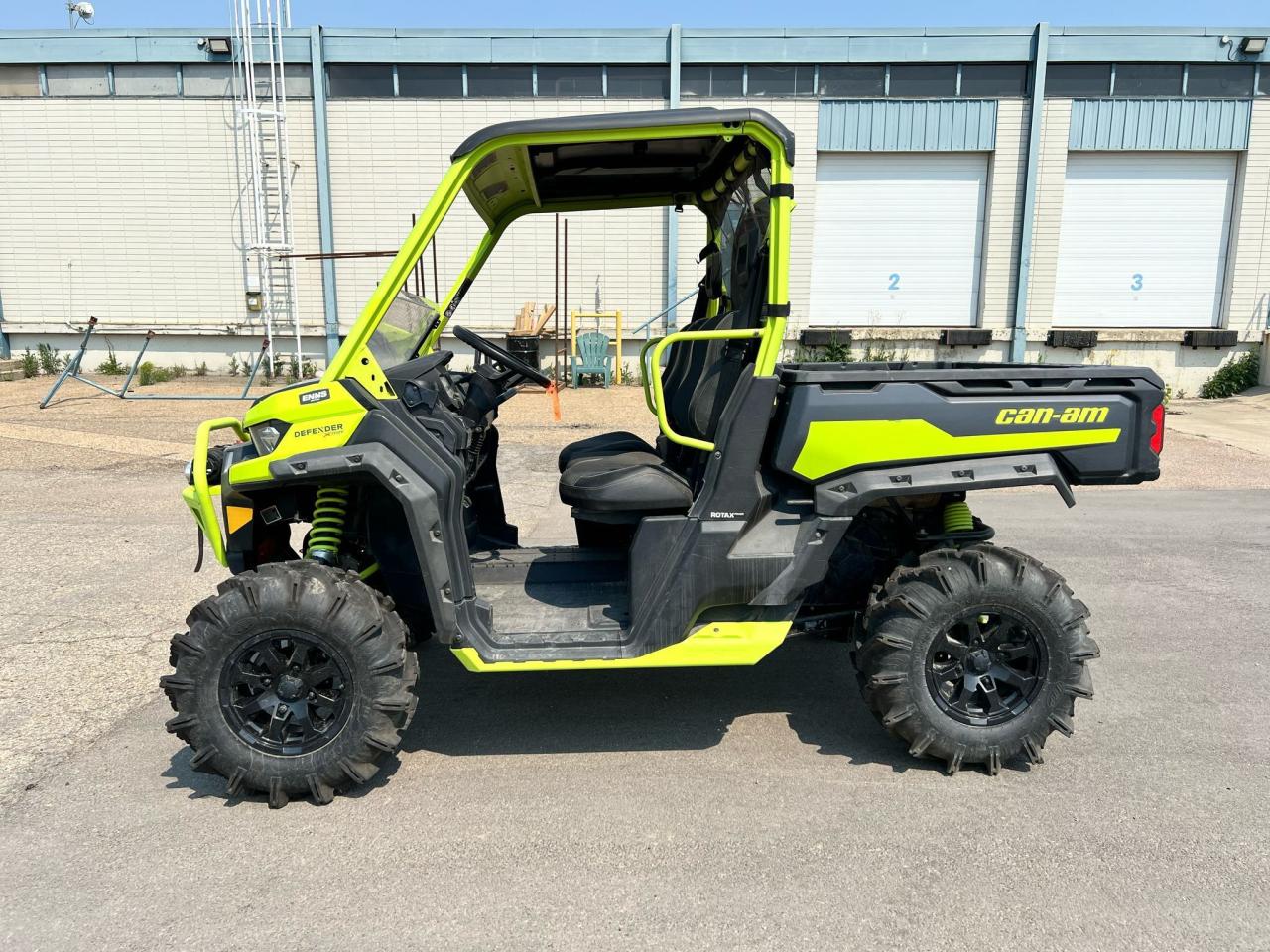 2021 Can-Am Defender HD10 XMR  - Photo #8