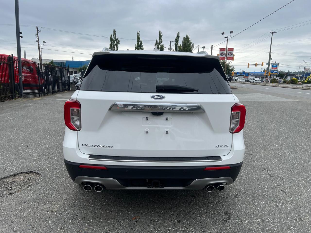 2022 Ford Explorer Platinum Photo26