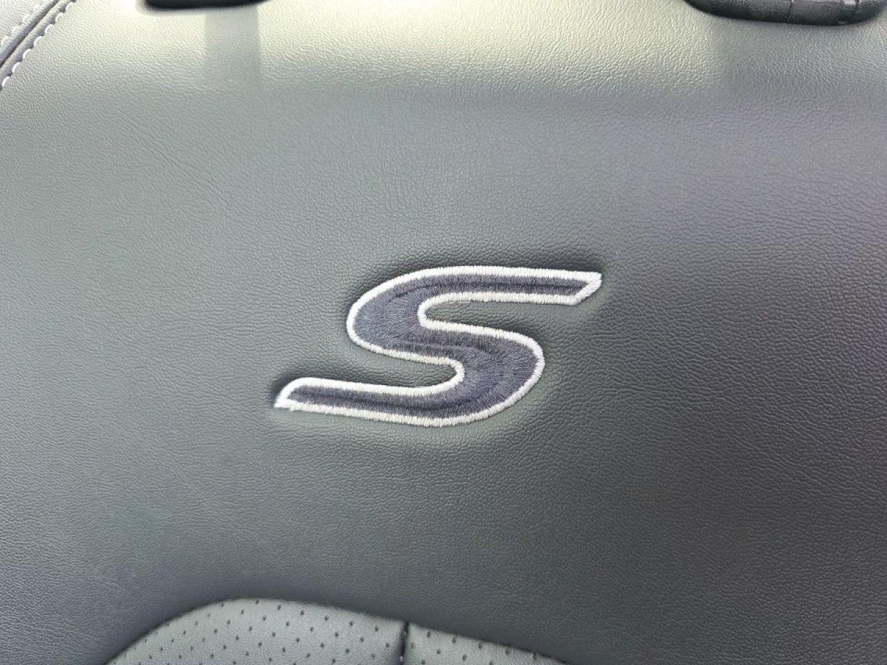 12641343