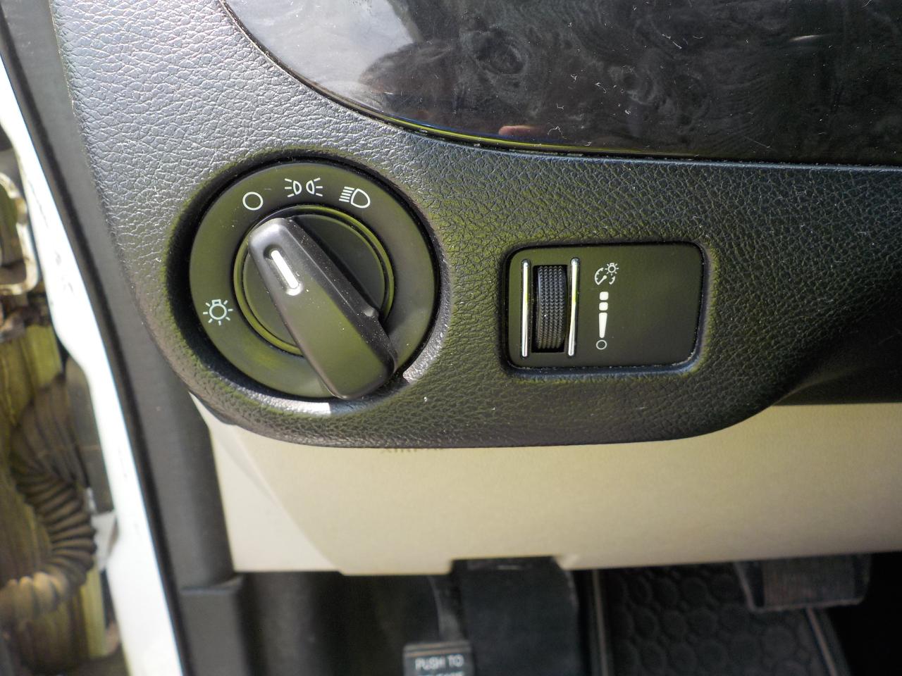 2016 Dodge Grand Caravan CANADA VALUE PACKAGE - Photo #9