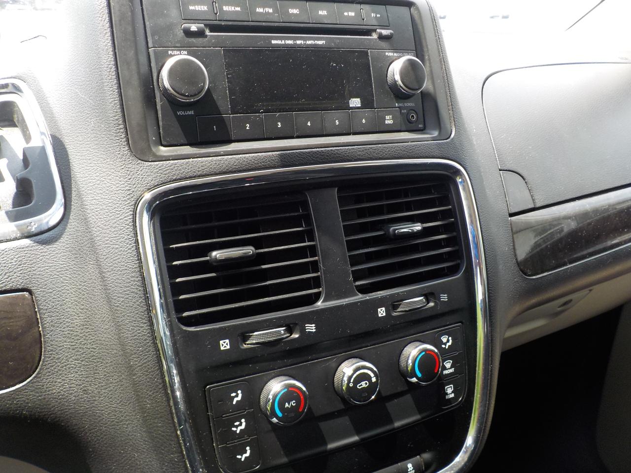 2016 Dodge Grand Caravan CANADA VALUE PACKAGE - Photo #8