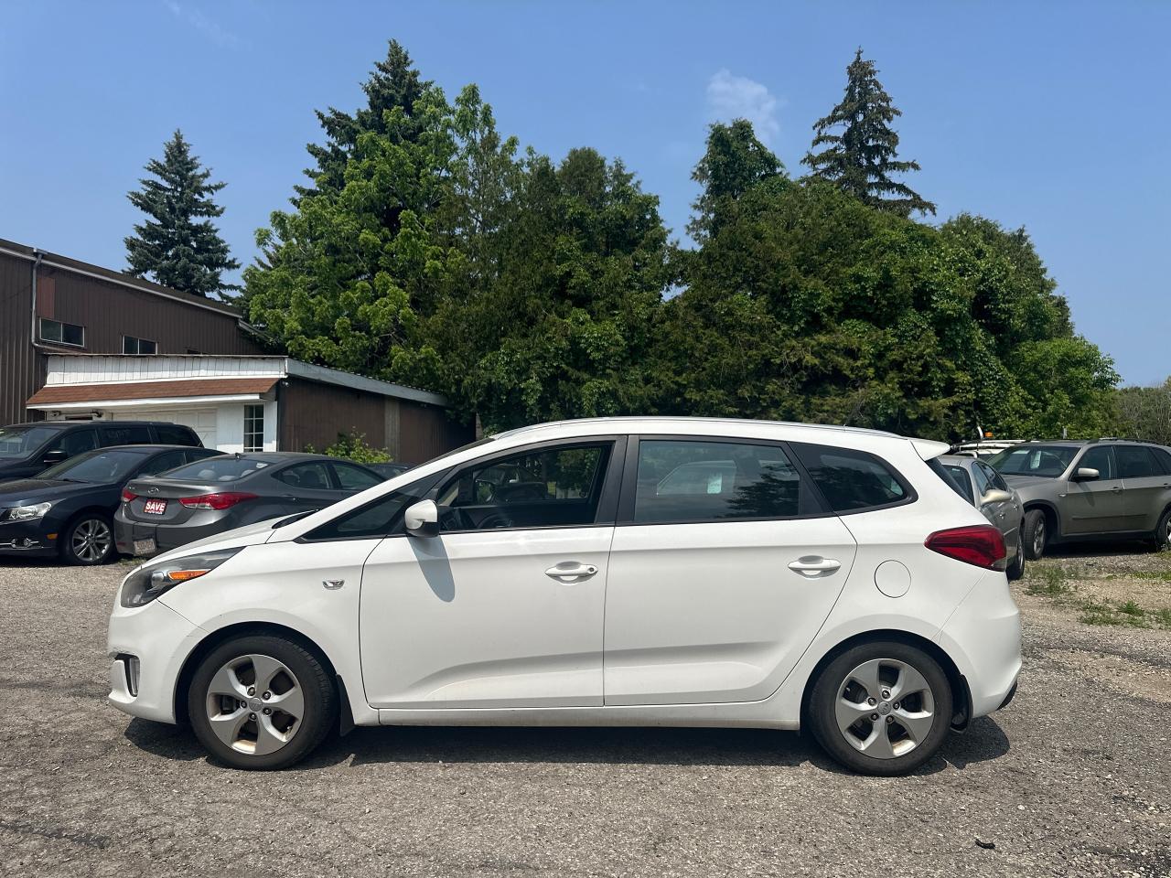 2015 Kia Rondo LX - Photo #5