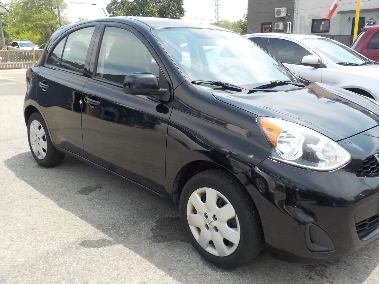 2017 Nissan Micra S - Photo #3