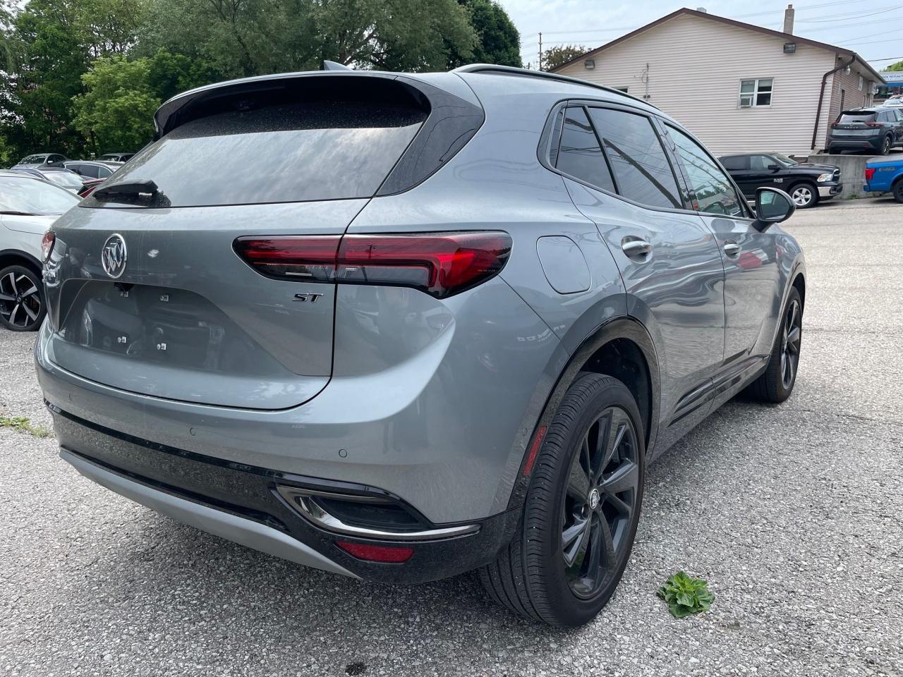2023 Buick Envision AWD  Essence - Photo #2