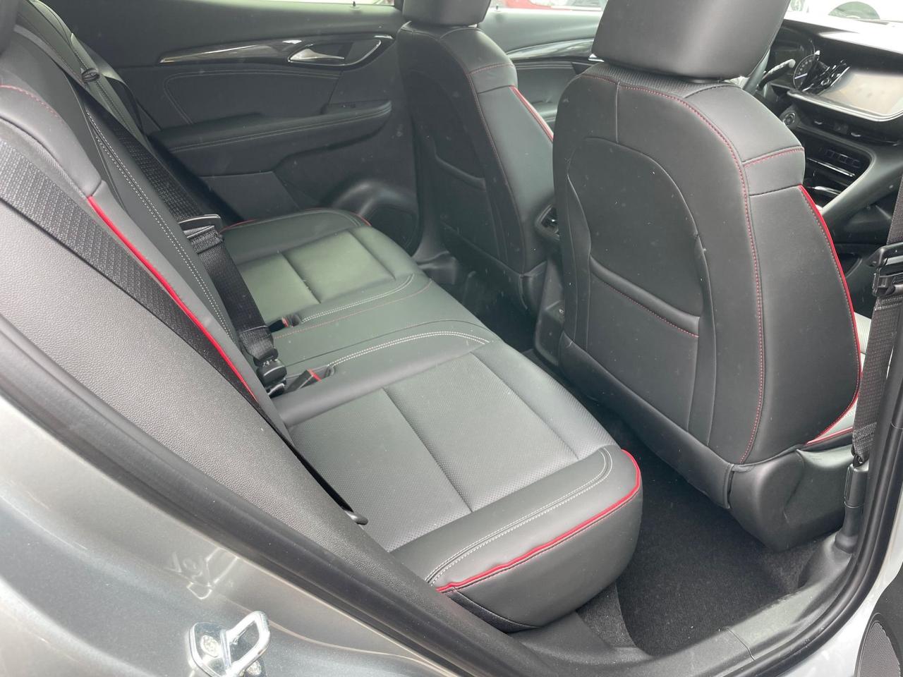 2023 Buick Envision AWD  Essence - Photo #6