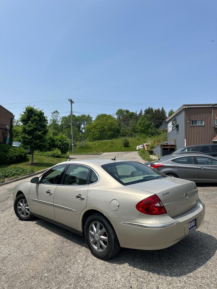 2009 Buick Allure 4dr Sdn CX - Photo #5