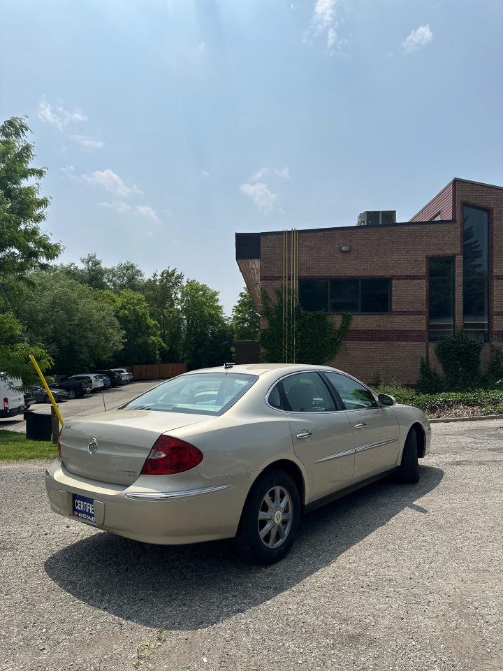 2009 Buick Allure 4dr Sdn CX - Photo #3