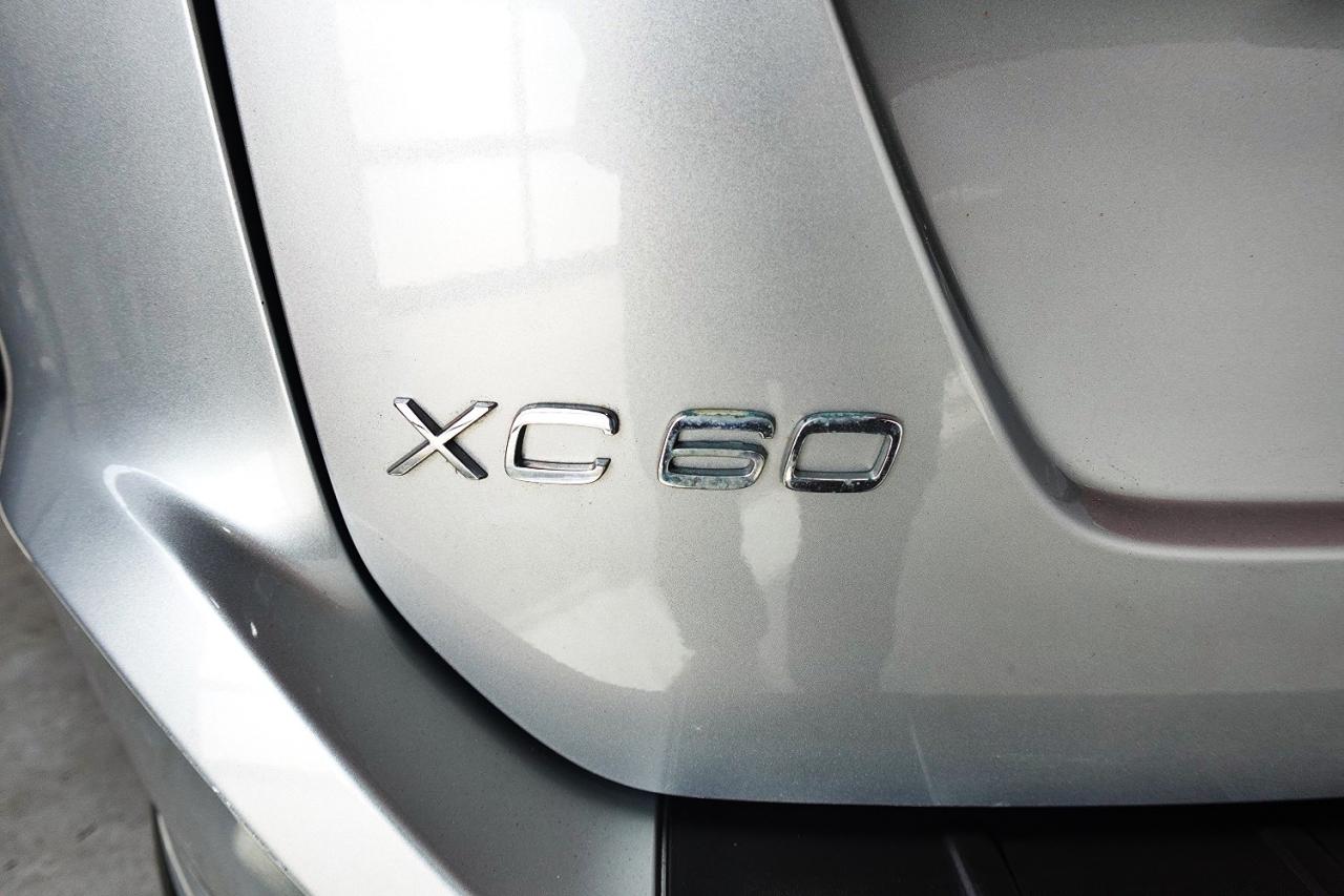 2012 Volvo XC60 DEALER MAINTAIN,PANO ROOF,LEVEL III,BLIND SPOT - Photo #7