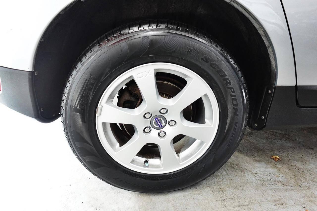 2012 Volvo XC60 DEALER MAINTAIN,PANO ROOF,LEVEL III,BLIND SPOT - Photo #10