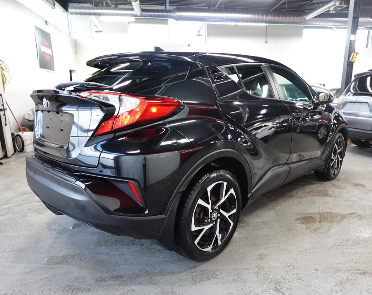 2020 Toyota C-HR XLE MODEL,ALL SERVICE RECORDS,LOADED - Photo #4