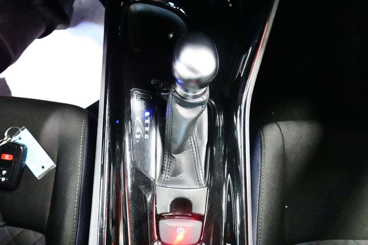 2020 Toyota C-HR XLE MODEL,ALL SERVICE RECORDS,LOADED - Photo #24