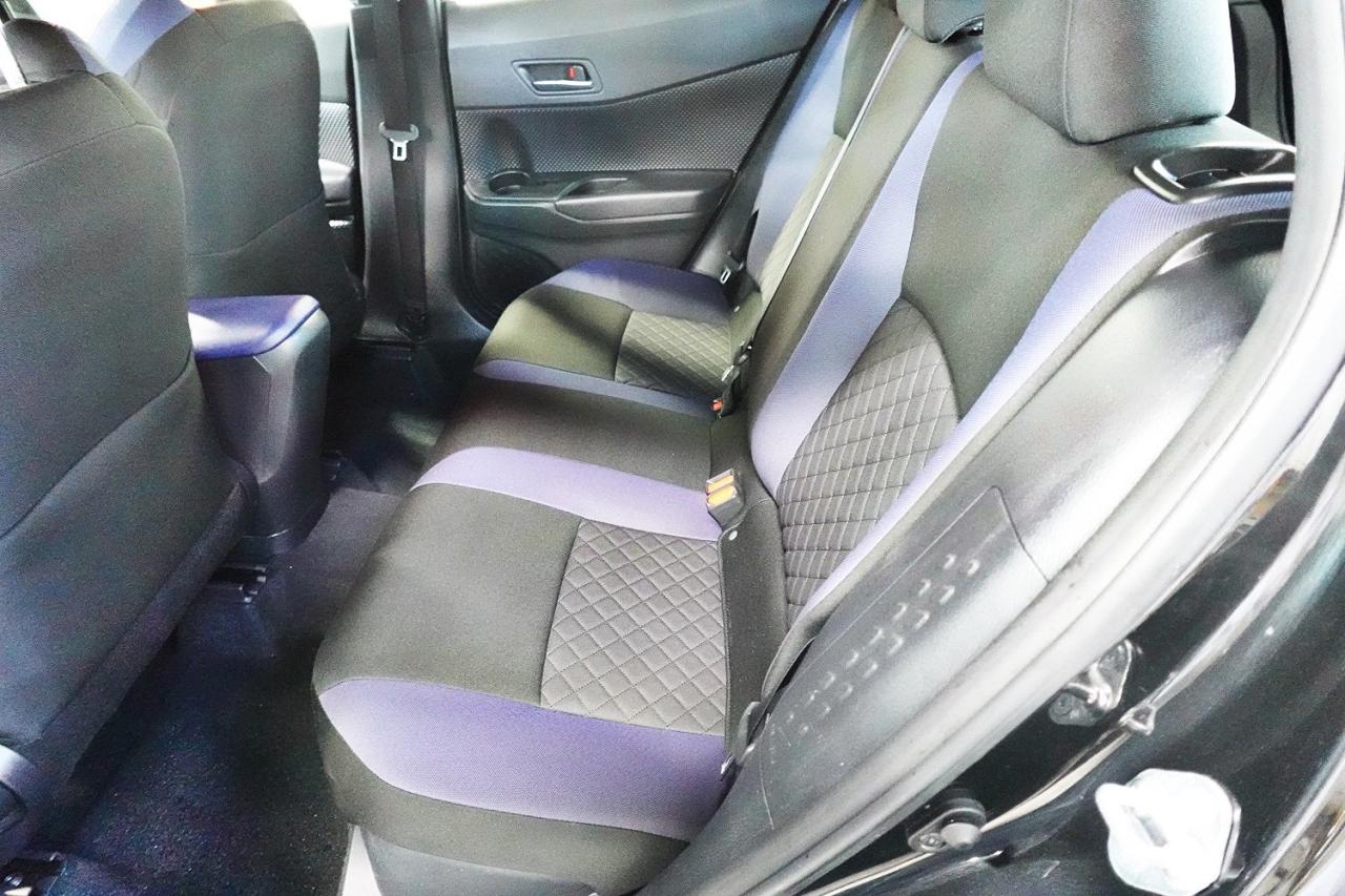 2020 Toyota C-HR XLE MODEL,ALL SERVICE RECORDS,LOADED - Photo #16
