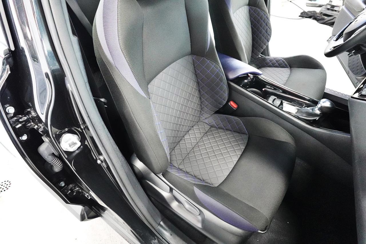 2020 Toyota C-HR XLE MODEL,ALL SERVICE RECORDS,LOADED - Photo #18
