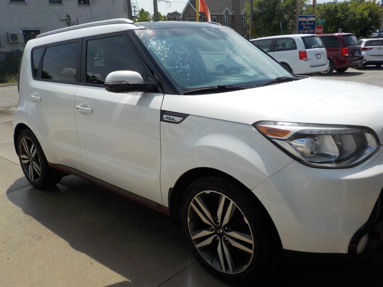 2015 Kia Soul SX Luxury - Photo #3