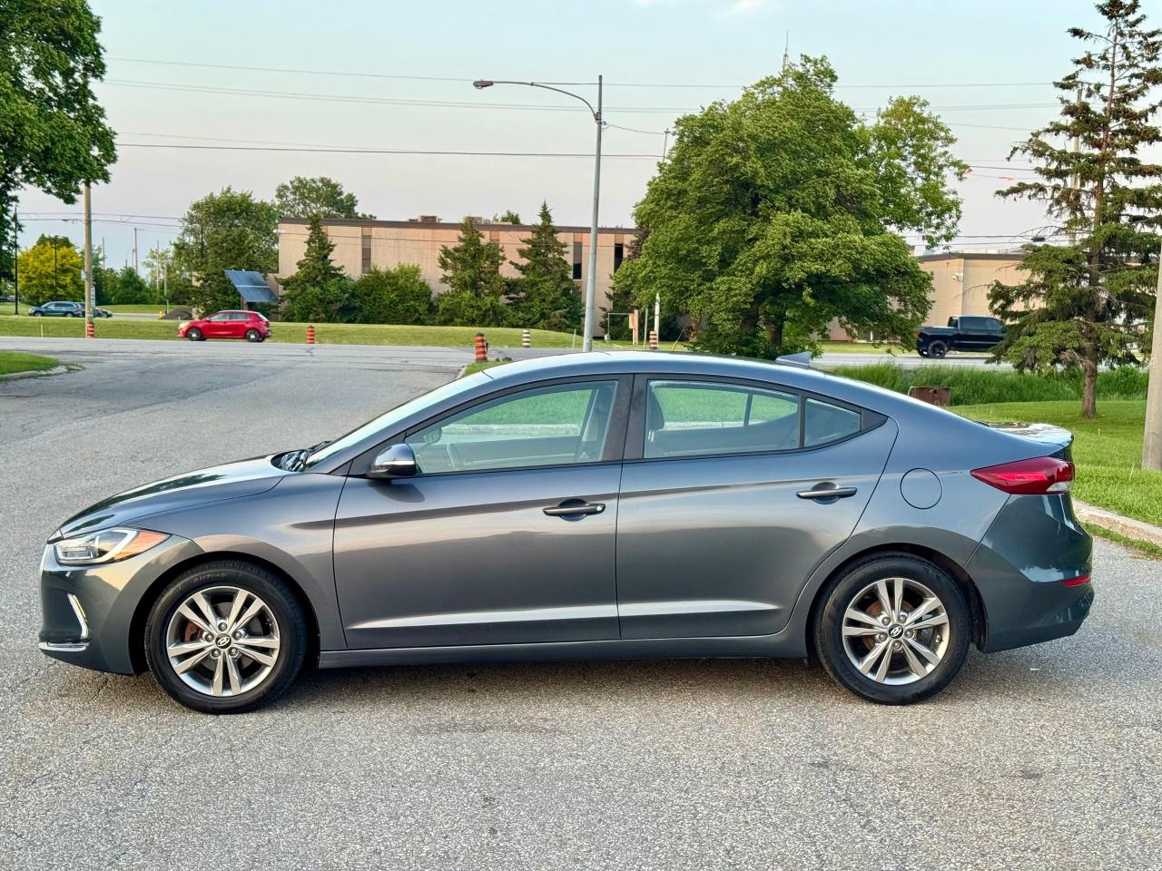 2018 Hyundai Elantra GL - Photo #4