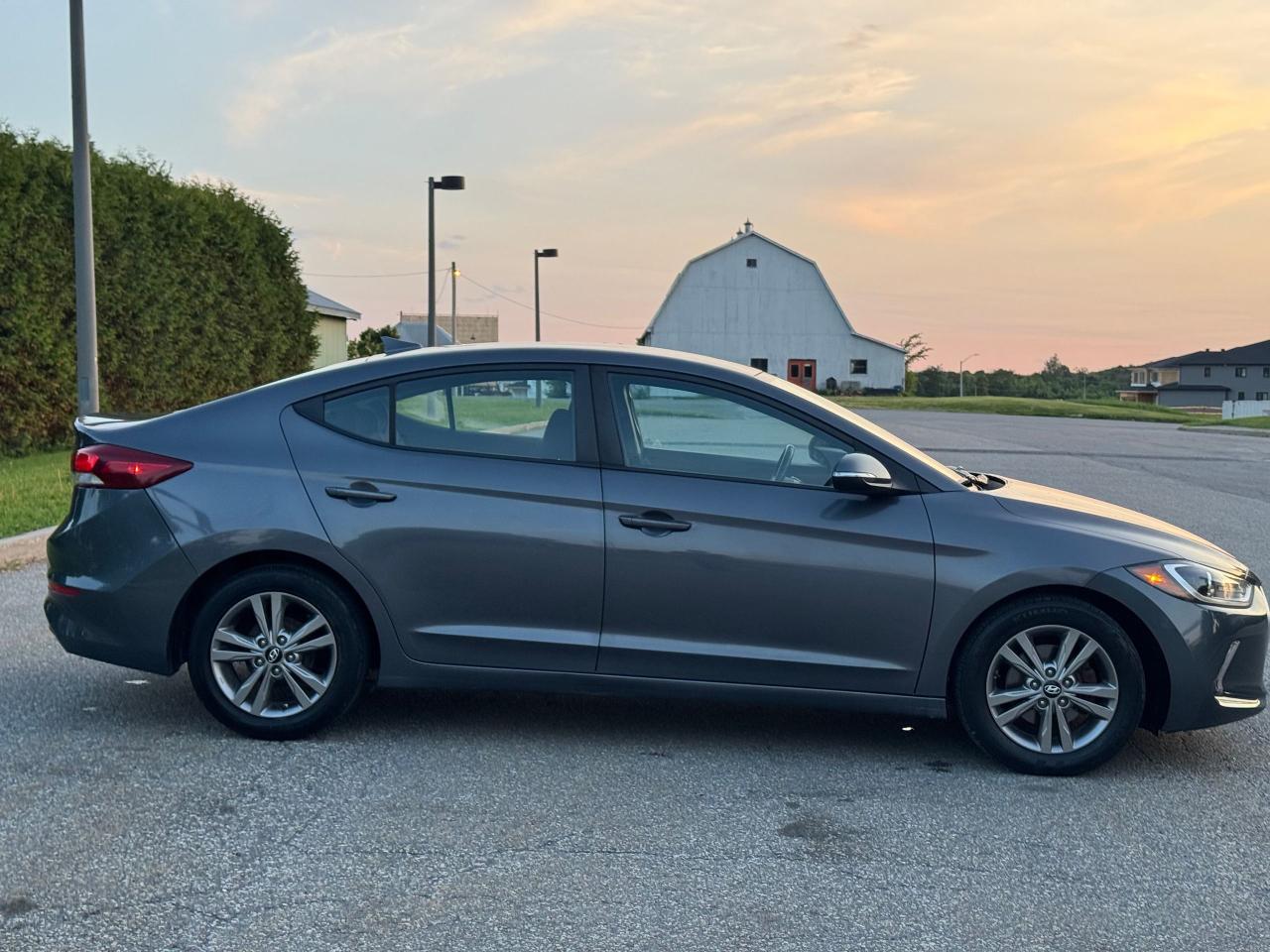 2018 Hyundai Elantra GL - Photo #10