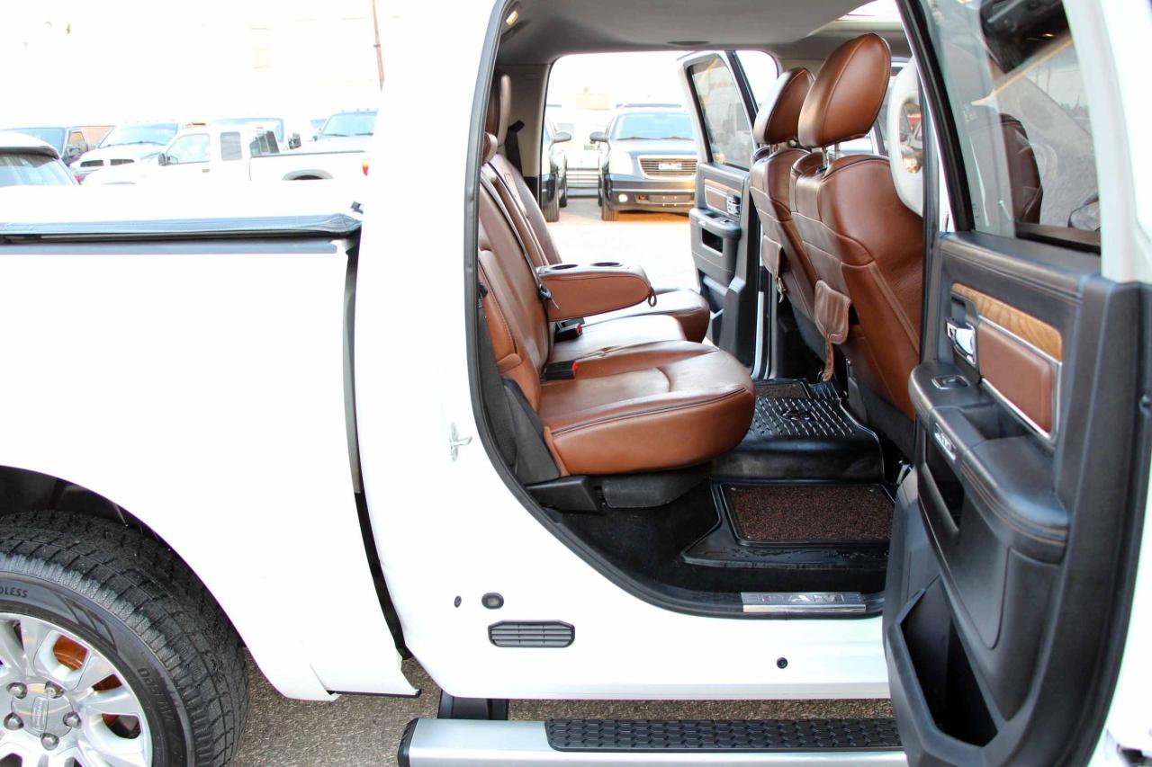 2013 RAM 1500 4WD Crew Cab 140.5" Laramie Longhorn - Photo #11