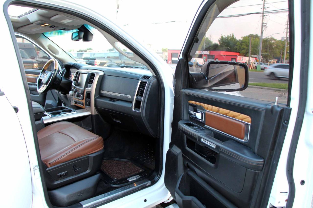 2013 RAM 1500 4WD Crew Cab 140.5" Laramie Longhorn - Photo #13
