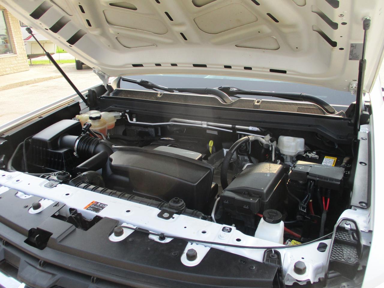 2022 Chevrolet Colorado 4WD Work Truck - Photo #8