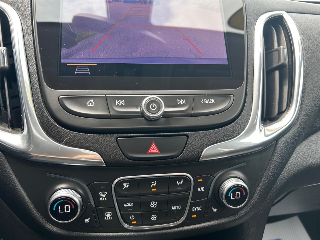 2020 Chevrolet Equinox LT - Photo #18