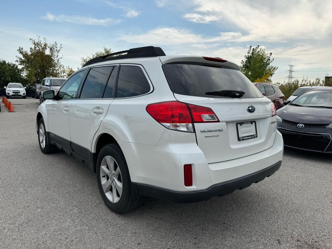 2013 Subaru Outback 2.5i Touring - Photo #7