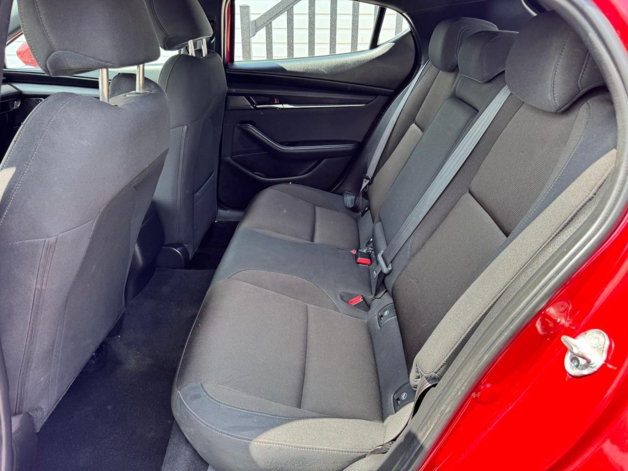 2020 Mazda MAZDA3 GS - Photo #20