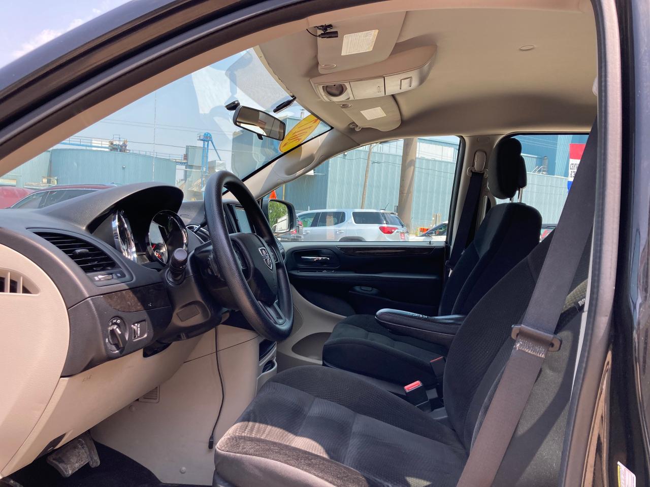 2017 Dodge Grand Caravan CANADA VALUE PACKAGE - Photo #8