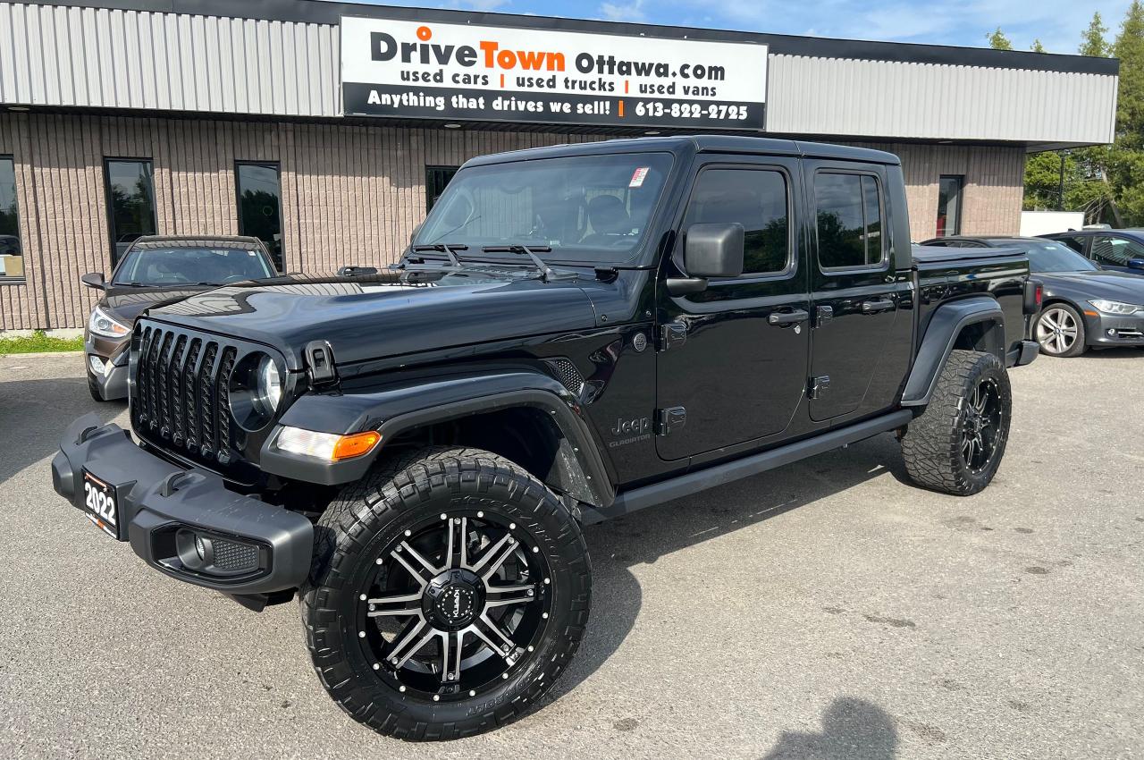 Used 2022 Jeep Gladiator Willys 4x4 for sale in Ottawa, ON