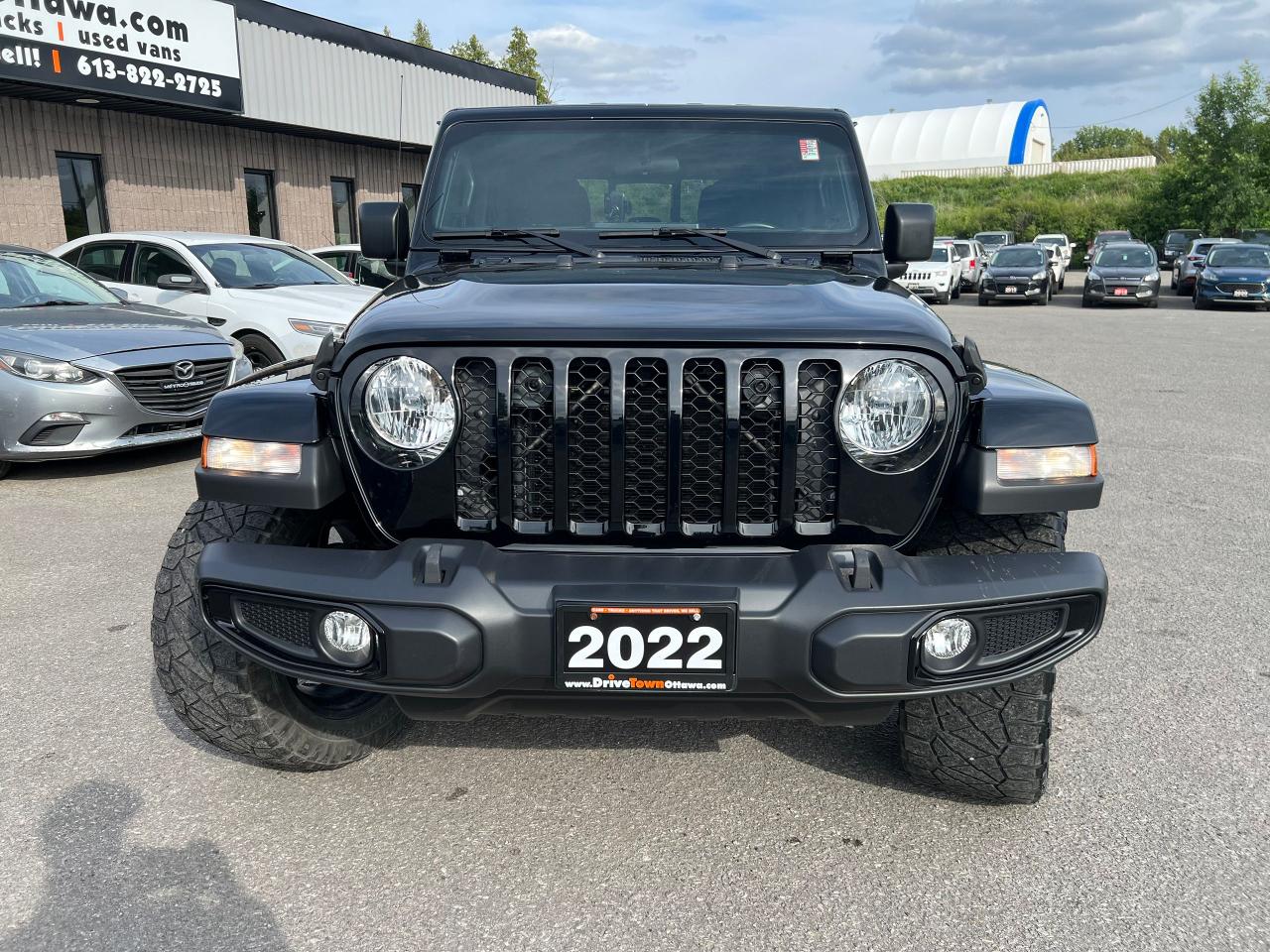 2022 Jeep Gladiator Willys 4x4 - Photo #8