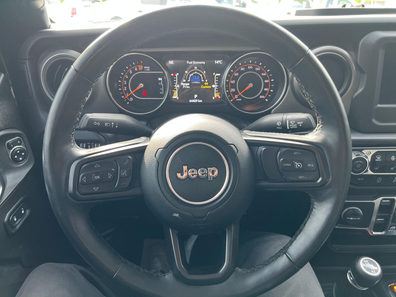 2022 Jeep Gladiator Willys 4x4 - Photo #14