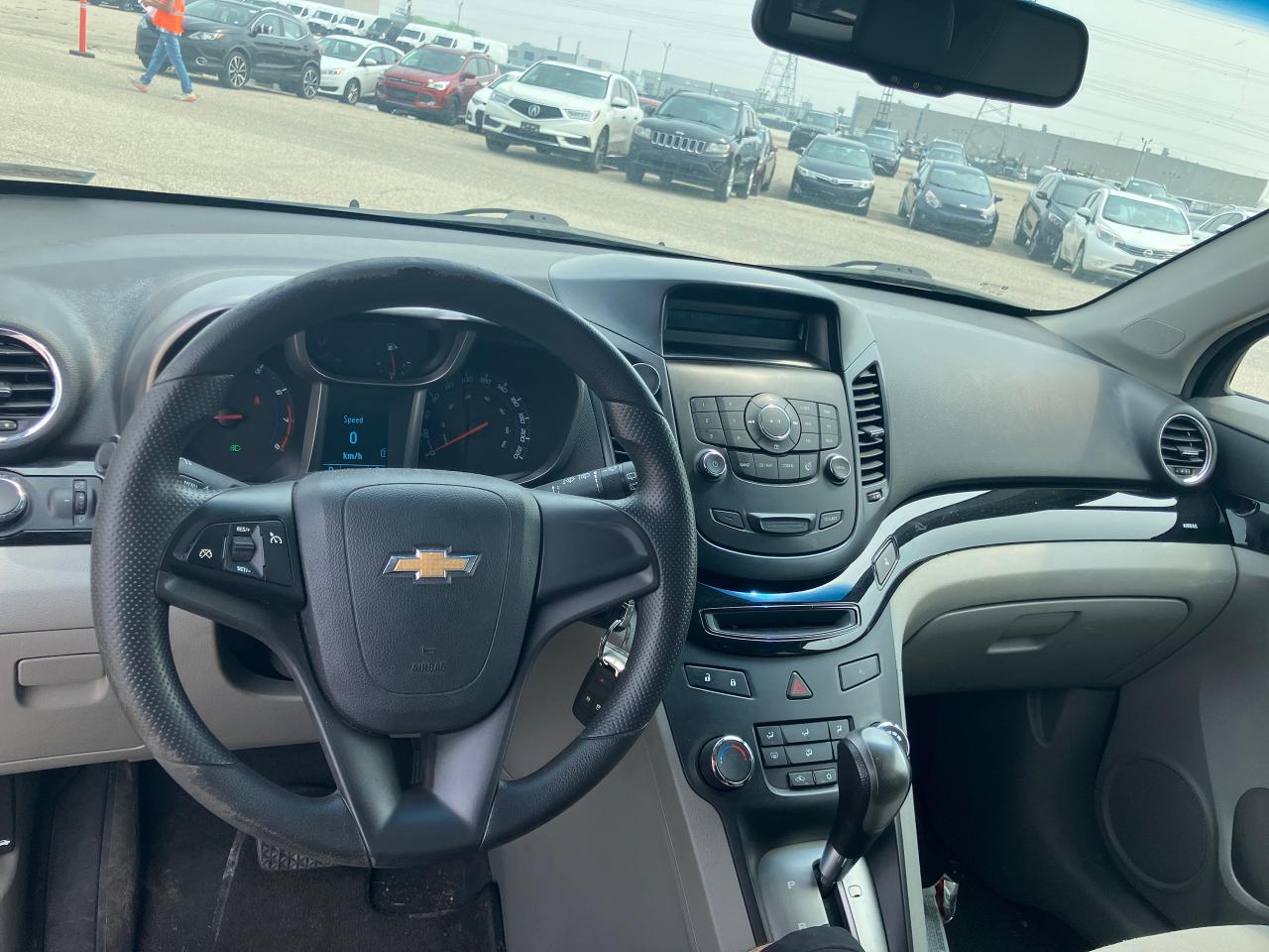 2012 Chevrolet Orlando 1LT - Photo #16