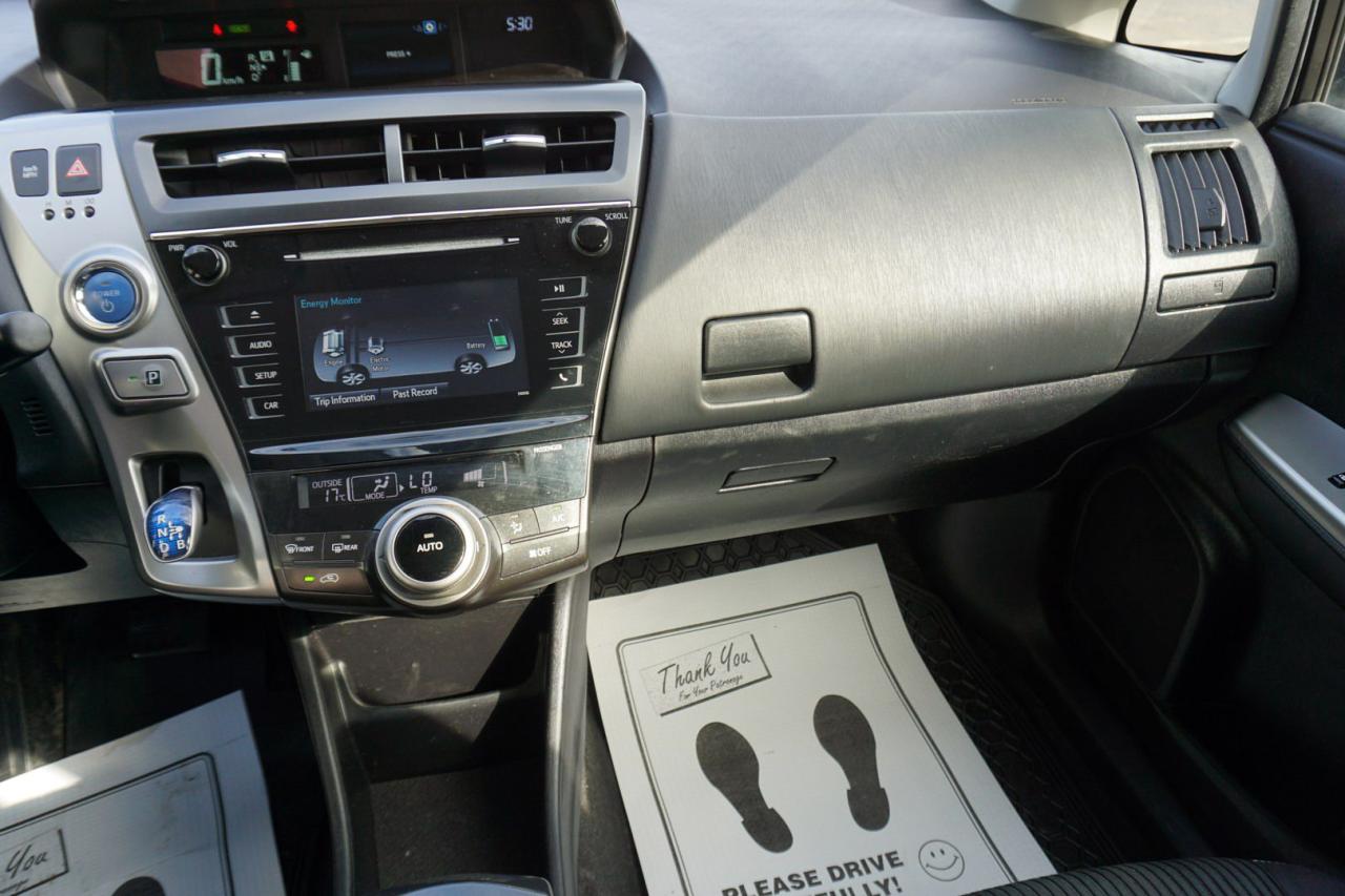 2016 Toyota Prius V FIVE CERTIFIED *ACCIDENT FREE* CAMERA BLUETOOTH CRUISE ALLOYS - Photo #12