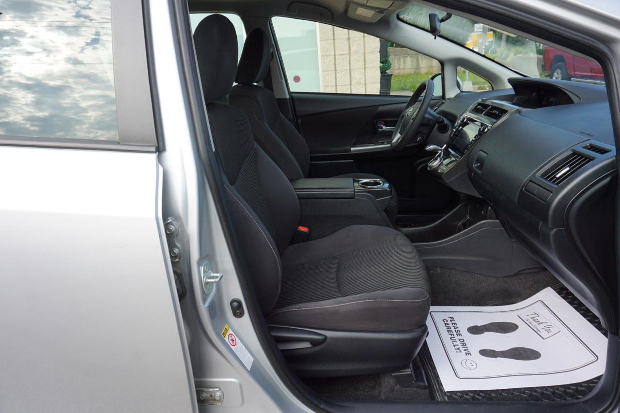 2016 Toyota Prius V FIVE CERTIFIED *ACCIDENT FREE* CAMERA BLUETOOTH CRUISE ALLOYS - Photo #18