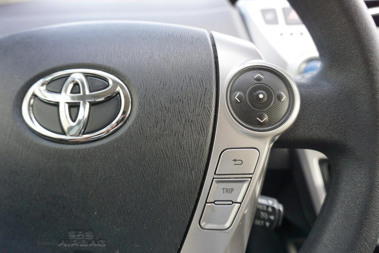 2016 Toyota Prius V FIVE CERTIFIED *ACCIDENT FREE* CAMERA BLUETOOTH CRUISE ALLOYS - Photo #28