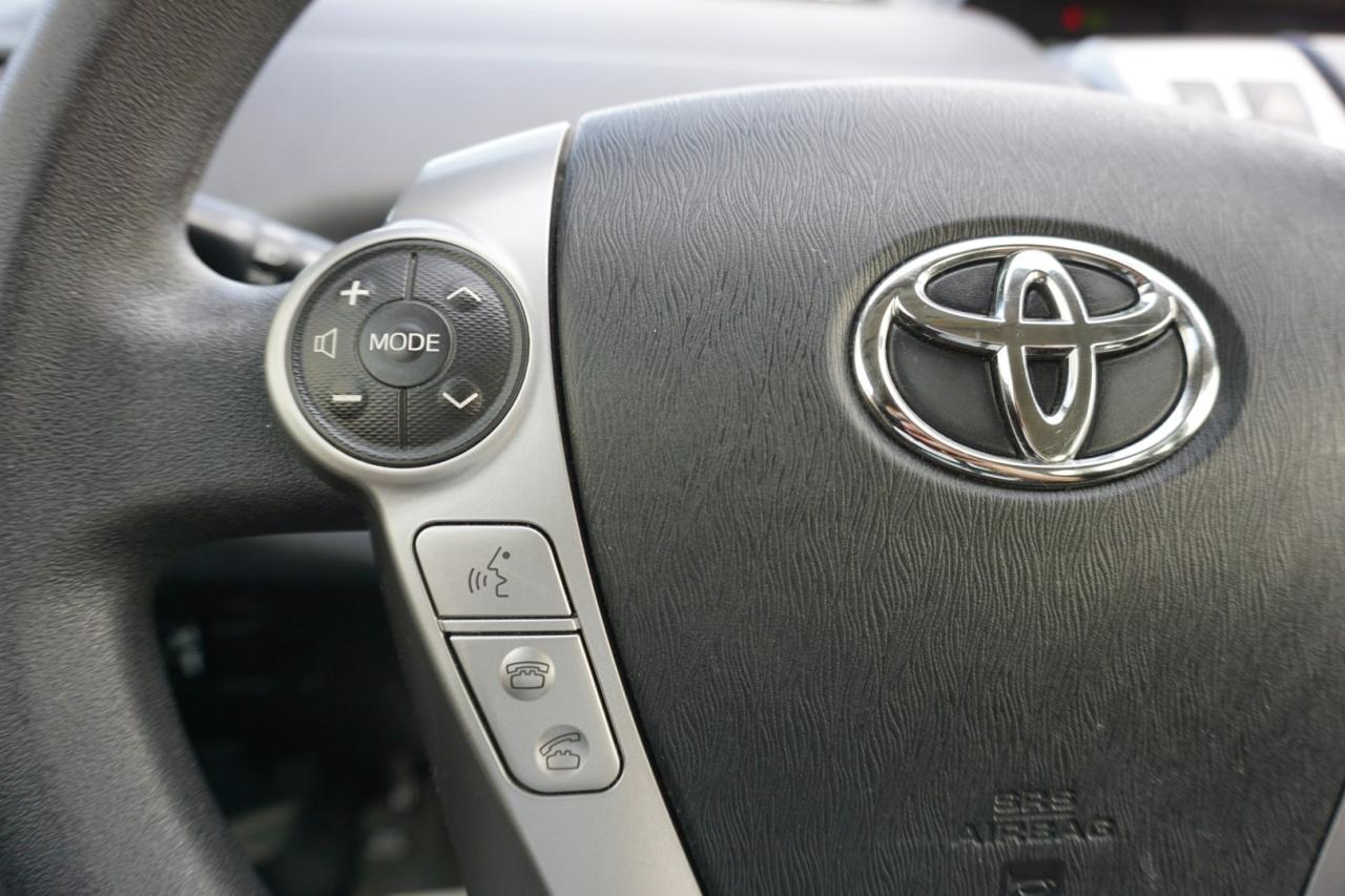 2016 Toyota Prius V FIVE CERTIFIED *ACCIDENT FREE* CAMERA BLUETOOTH CRUISE ALLOYS - Photo #27