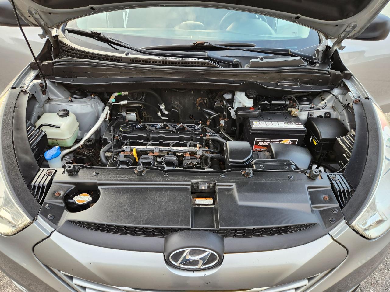 2012 Hyundai Tucson Certified $5995 AWD 4 Cyl. - Photo #13