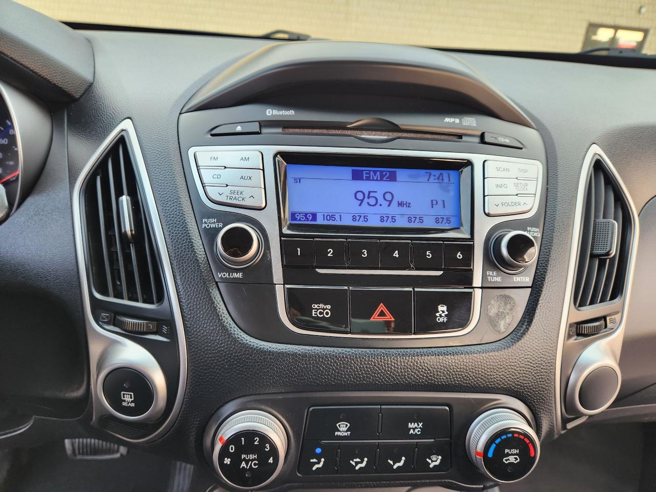 2012 Hyundai Tucson Certified $5995 AWD 4 Cyl. - Photo #19