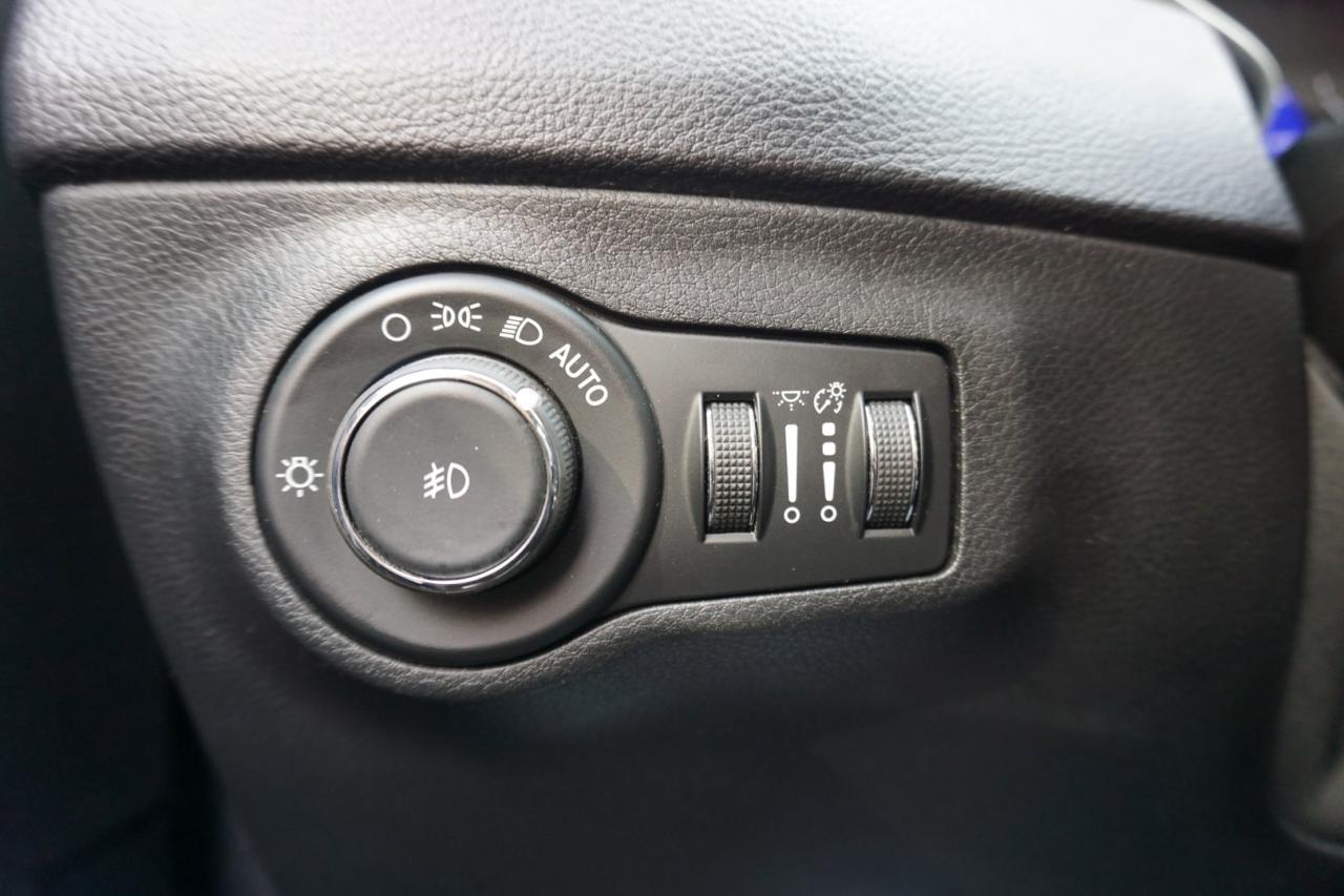 2018 Jeep Compass NORTH 4WD CERTIFIED *FREE ACCIDENT* BLUETOOTH LEATHER HEATED SEATS CRUISE ALLOYS - Photo #31