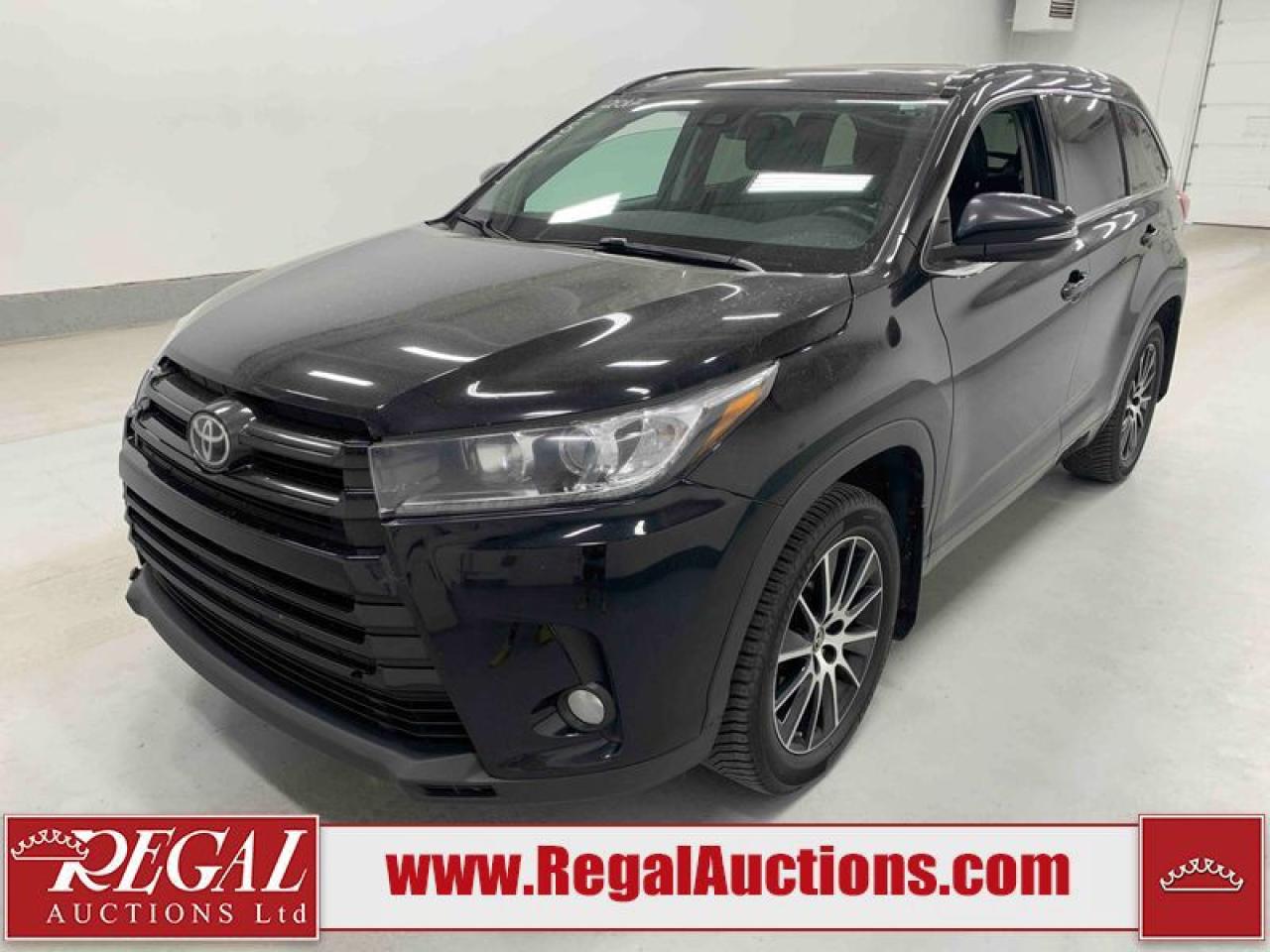 Used 2017 Toyota Highlander SE for sale in Calgary, AB