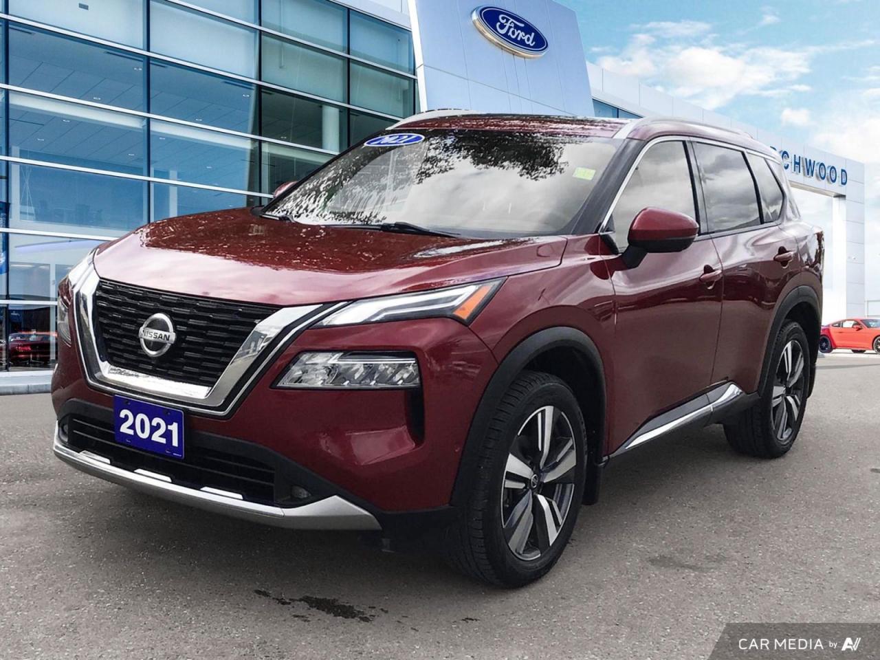 Used 2021 Nissan Rogue Platinum AWD | Leather | Moonroof | Heated Steering for sale in Winnipeg, MB