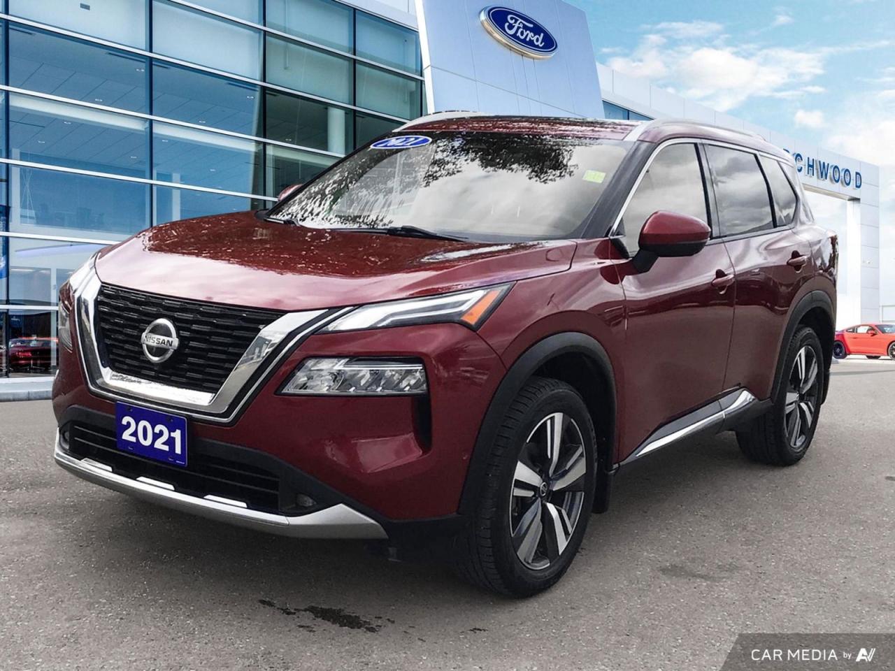 Used 2021 Nissan Rogue Platinum AWD | Leather | Moonroof | Heated Steering for sale in Winnipeg, MB